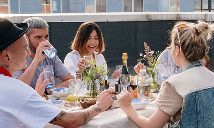 10 Tips to Avoid a Hangover